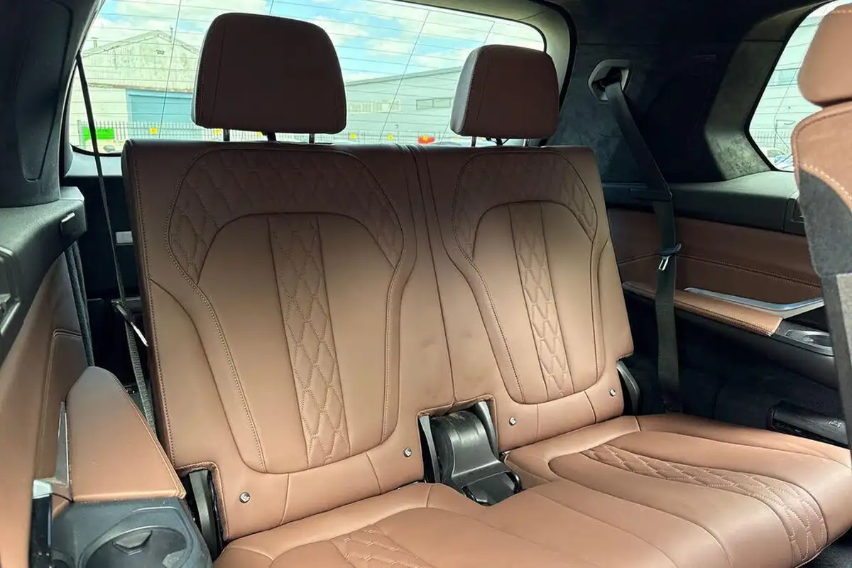 2022-bmw-x7-30td-xdrive-40d-m-sport-big-54