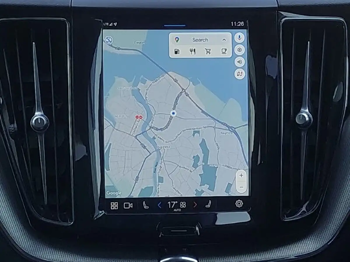 2023-volvo-xc60-20-b5-core-big-11