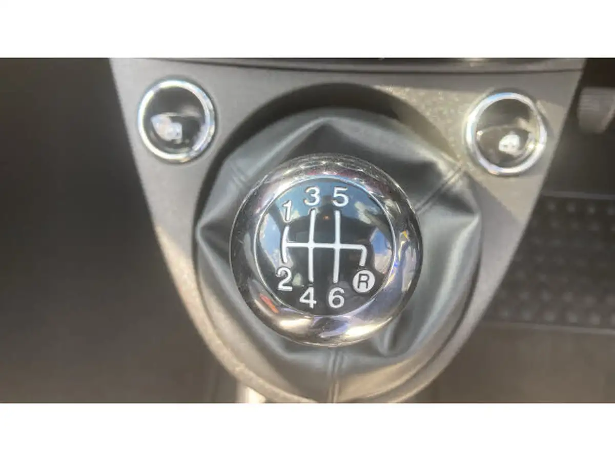 2021-fiat-500-10-star-big-27