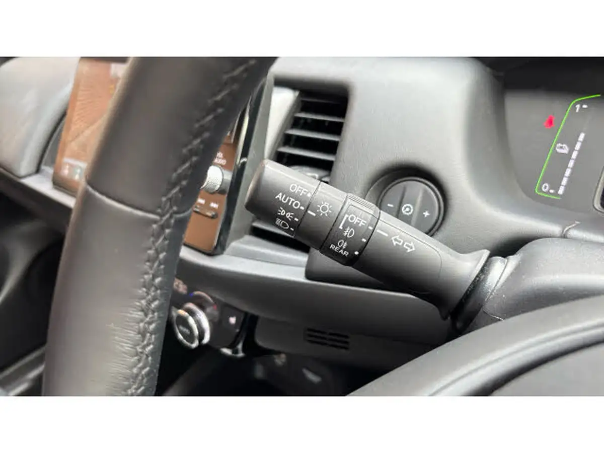 2020-honda-jazz-15-i-mmd-ex-big-41
