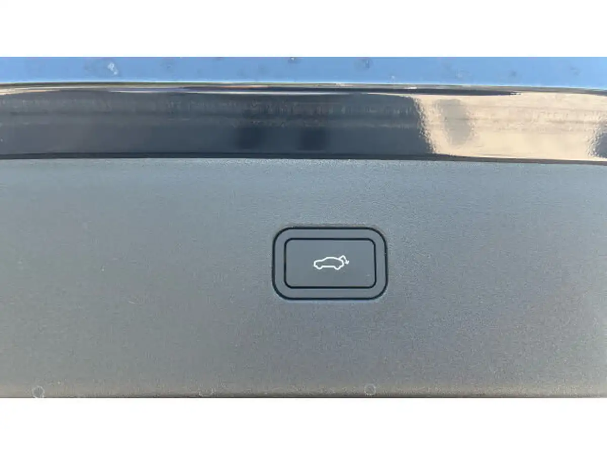 2024-volvo-ex30-e-twin-ultra-big-38