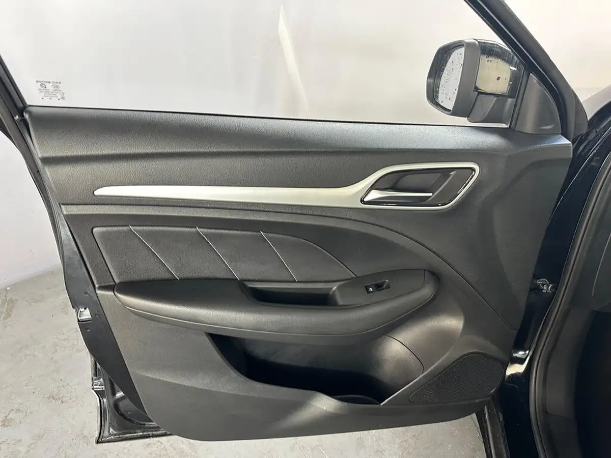 2021-mg-zs-suv-e-exclusive-ev-big-36