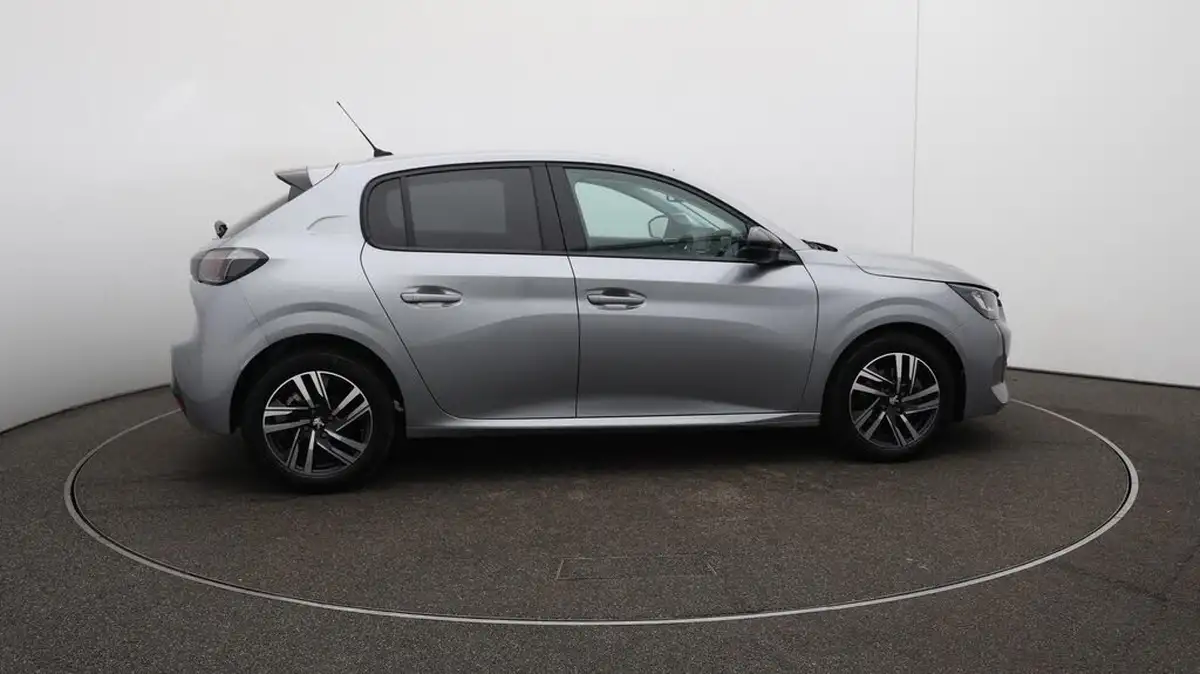 2023-peugeot-208-12-puretech-allure-premium-100ps-big-49