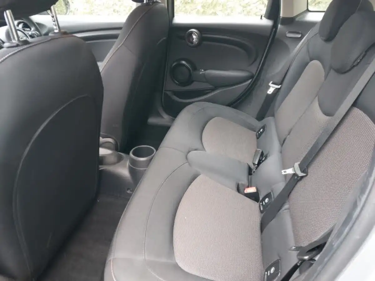 2019-mini-cooper-15-cooper-classic-hatchback-5d-big-5