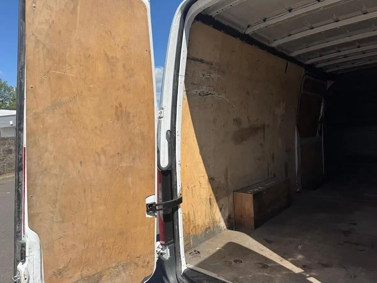 2021-mercedes-benz-sprinter-big-11