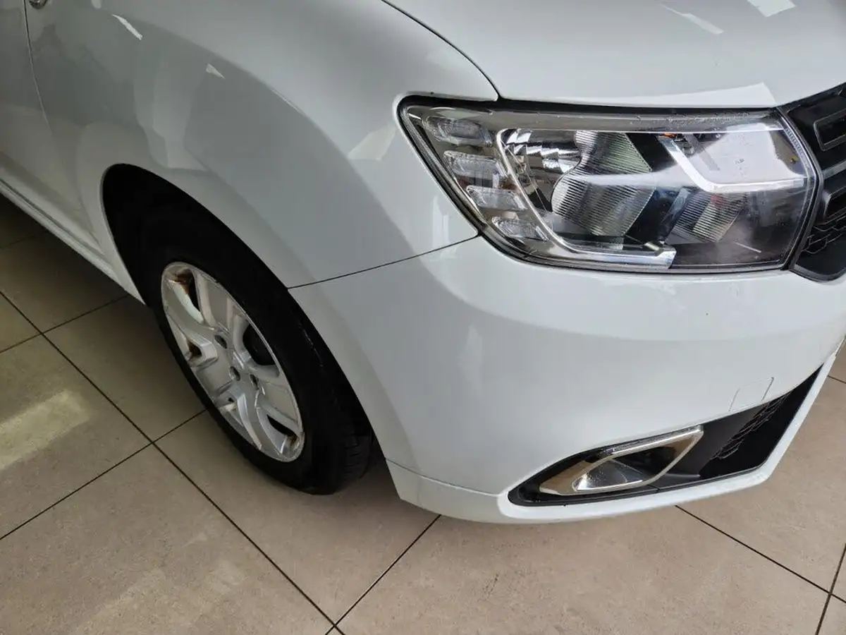 2017-dacia-sandero-15dci-laureate-big-36