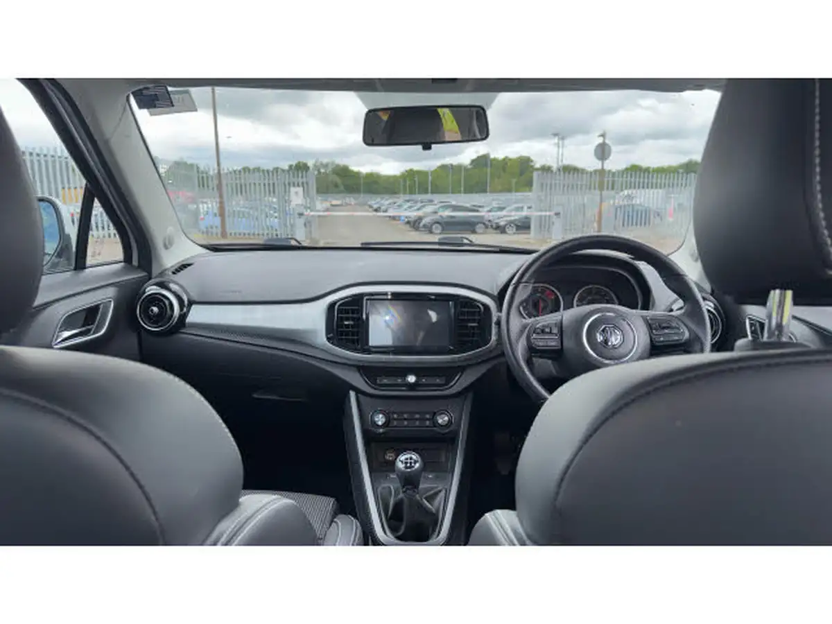 2022-mg-mg3-15-vti-tech-exclusive-nav-big-9