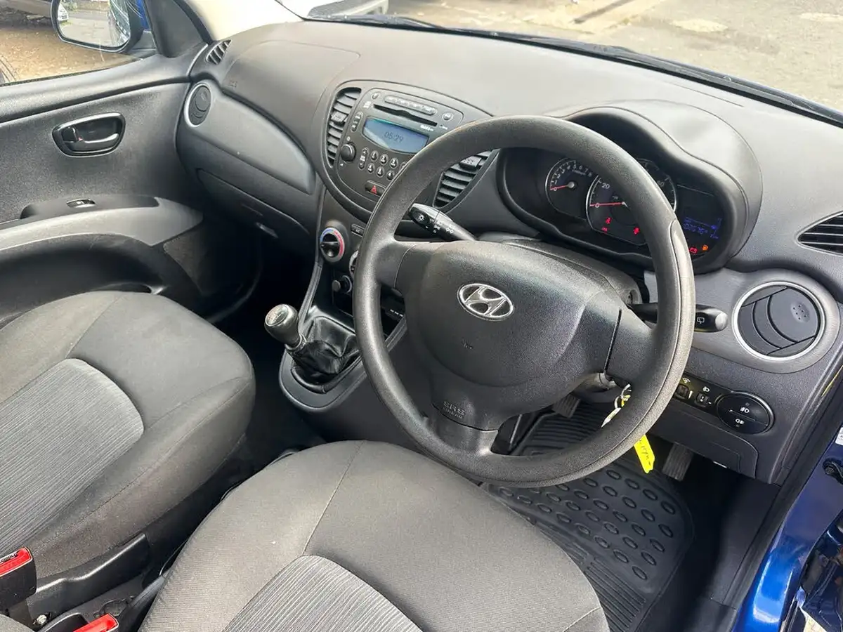 2012-hyundai-i10-12-active-big-15