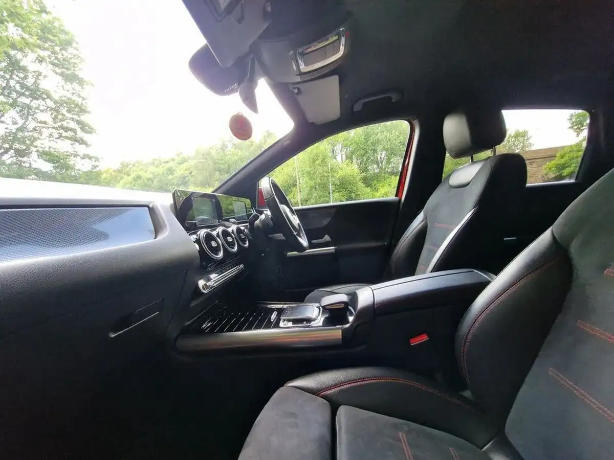 2020-mercedes-benz-b-class-20d-b200d-amg-line-big-51