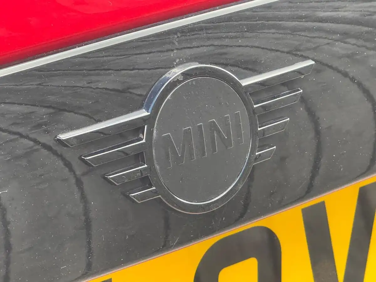 2024-mini-cooper-20-cooper-s-sport-176bhp-premium-auto-hatchback-3d-auto-big-21