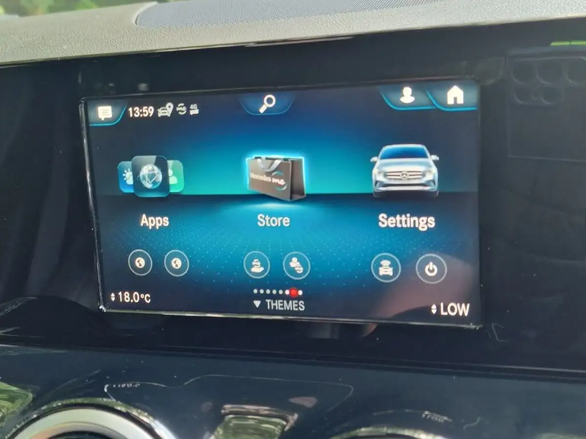 2020-mercedes-benz-b-class-20d-b200d-amg-line-big-27