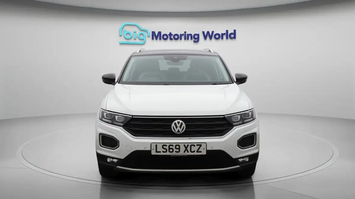 2019-volkswagen-t-roc-15-tsi-sel-dsg-big-2