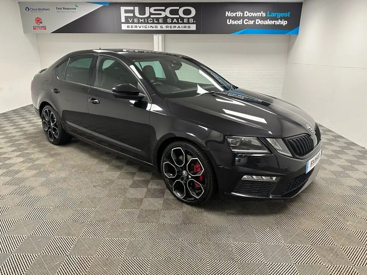 2019-skoda-octavia-20-tsi-vrs-challenge-hatchback-dsg-big-0
