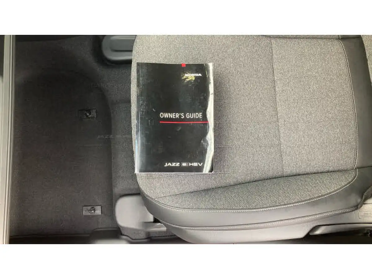 2023-honda-jazz-15-i-mmd-sr-big-32