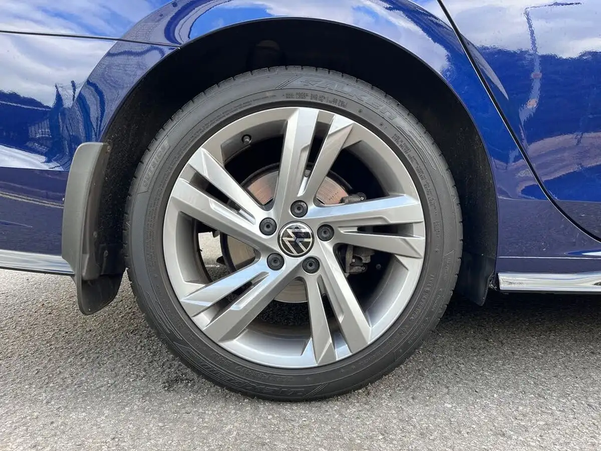 2021-volkswagen-golf-15-etsi-r-line-150ps-estate-big-16
