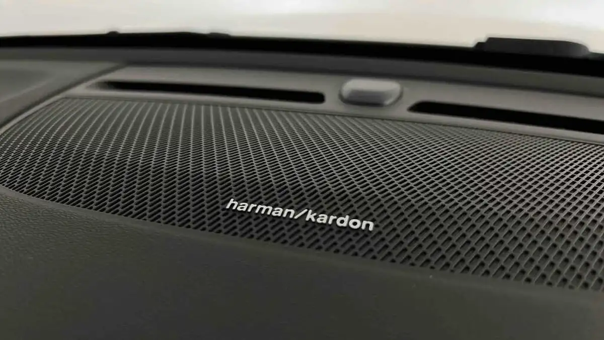 2022-volvo-c40-e-twin-recharge-pro-big-35