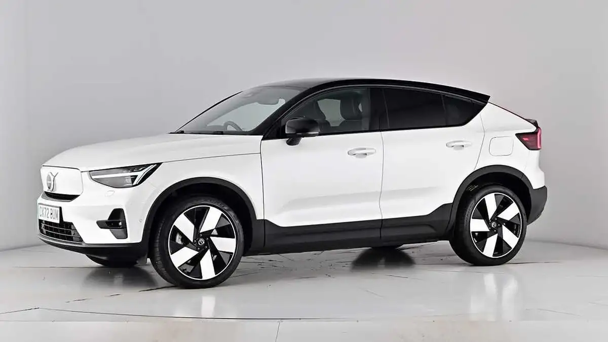 2022-volvo-c40-e-twin-recharge-pro-big-59