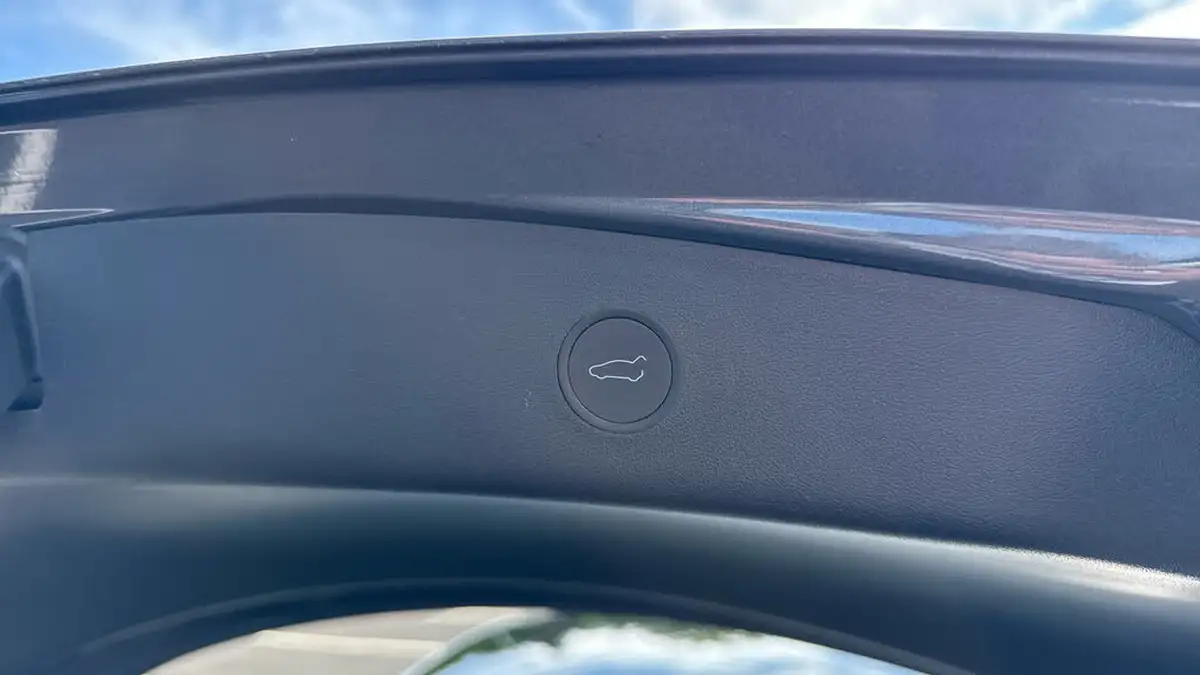 2021-tesla-model-3-e-long-range-4x4-big-25