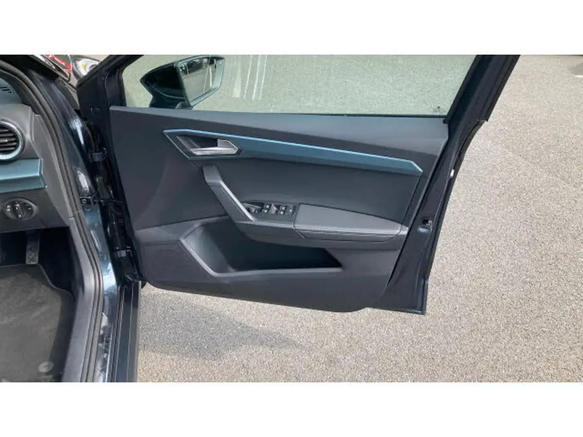 2021-seat-arona-10-tsi-xperience-big-35