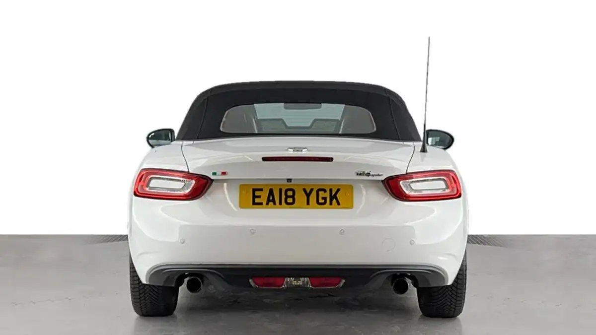 2018-fiat-124-14-multiair-124-spider-s-design-big-4