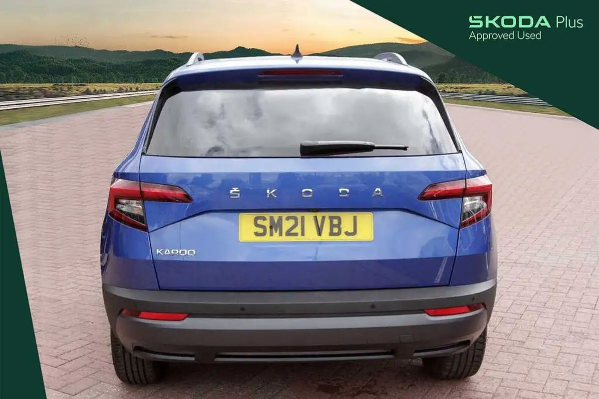 2021-skoda-karoq-15-tsi-se-drive-big-9