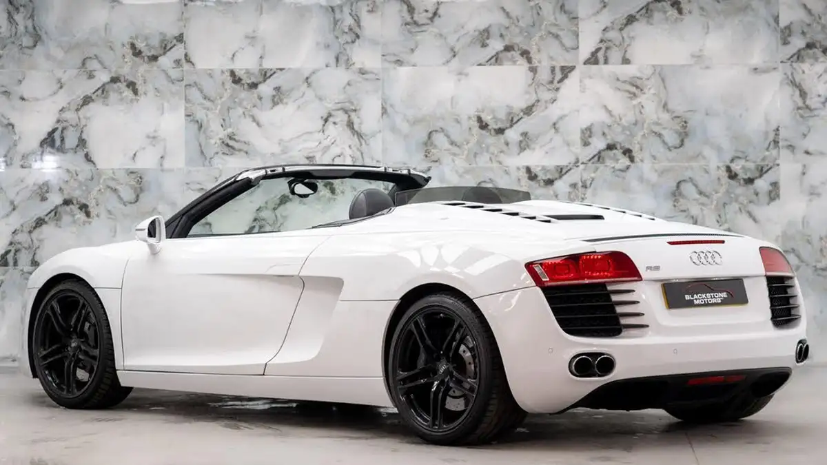 2012-audi-r8-42-quattro-spyder-convertible-big-4