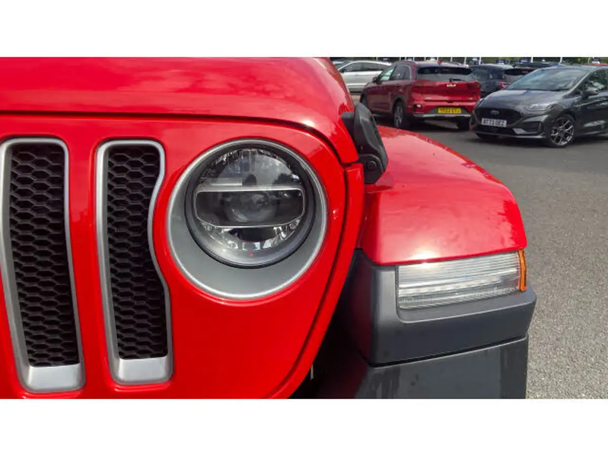 2021-jeep-wrangler-20-gme-overland-5d-big-24