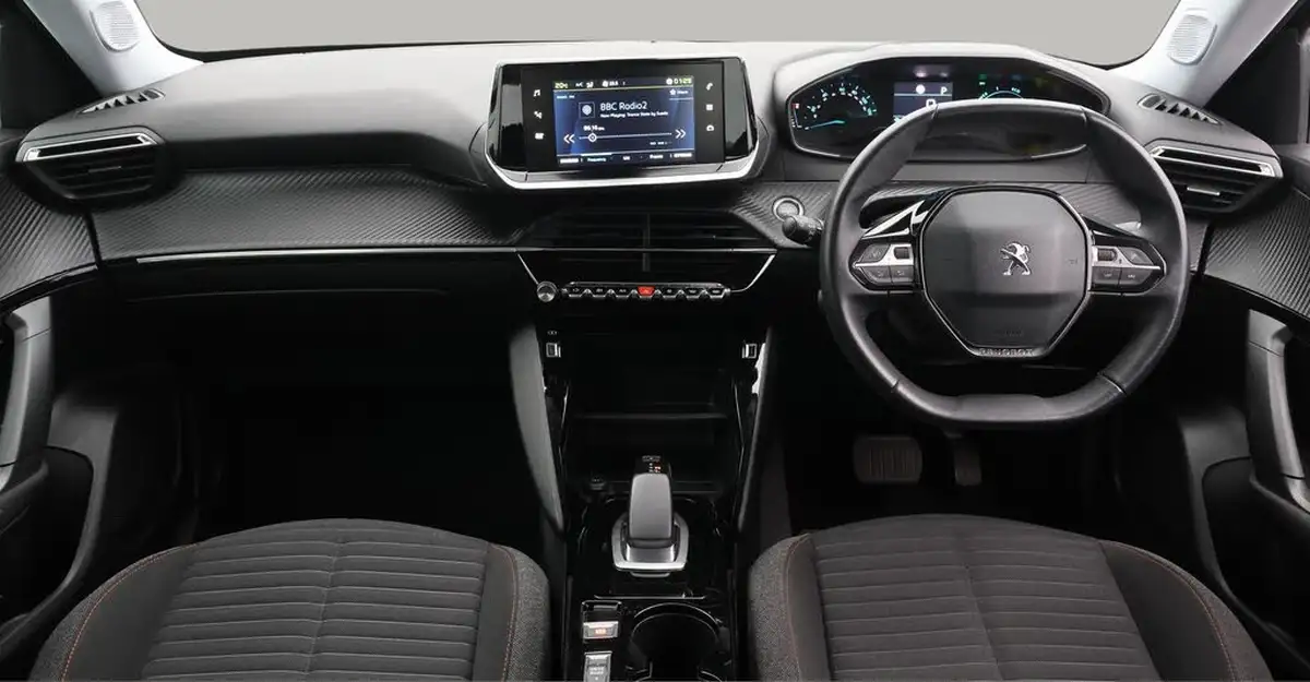 2021-peugeot-2008-suv-e-active-premium-big-13