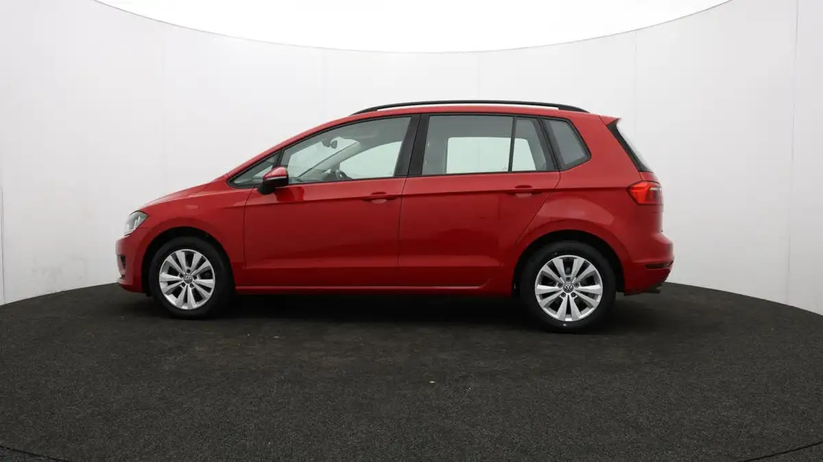 2017-volkswagen-golf-sv-16tdi-se-110ps-bmtss-big-72