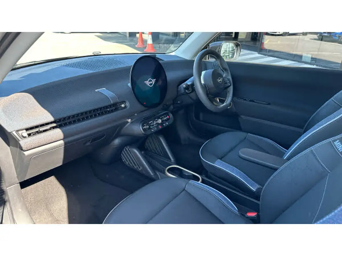 2024-mini-cooper-e-cooper-e-classic-big-6