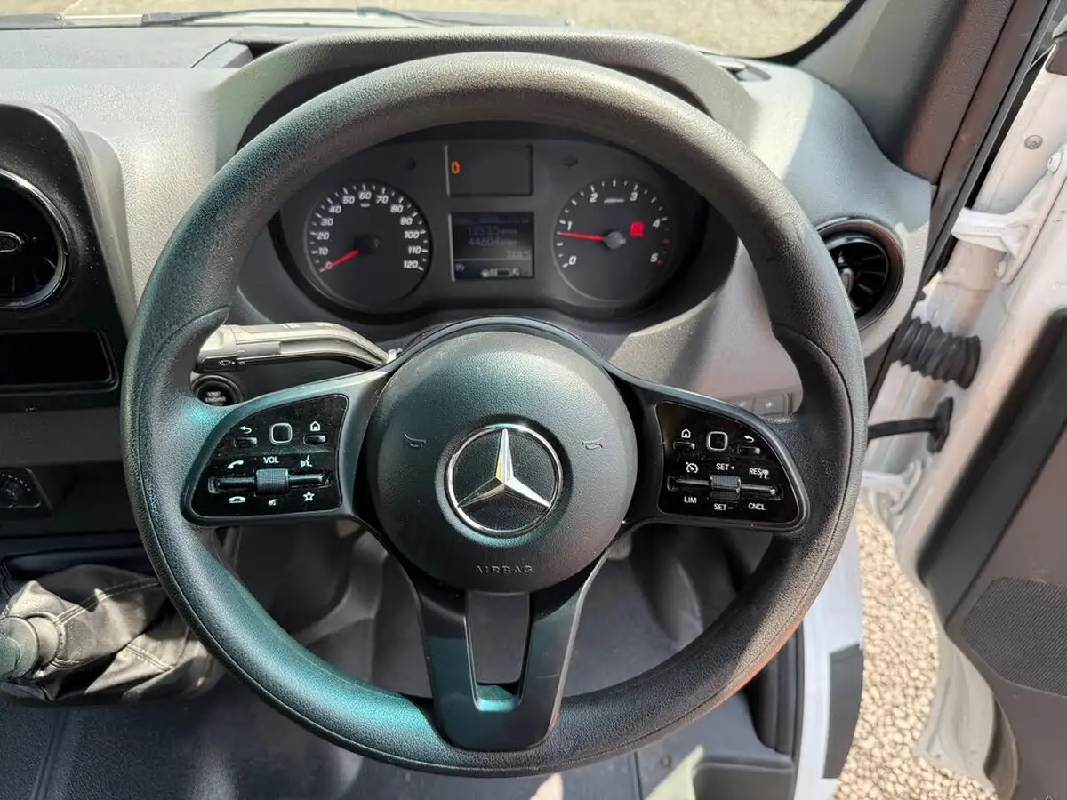 2022-mercedes-benz-sprinter-20cdi-315-l1h1-progressive-150pseu6dt-panel-rwd-eco-gear-360-big-17