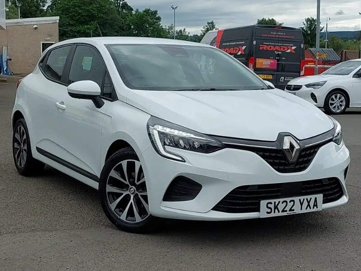 2022-renault-clio-10-tce-iconic-edition-big-0
