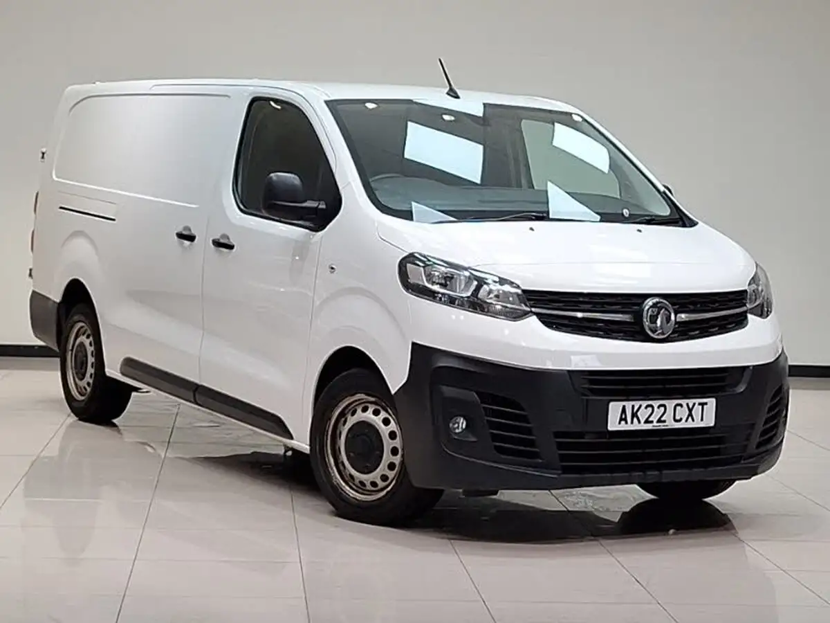 2022-vauxhall-vivaro-20td-3100-l2h1-dynamic-panel-big-0