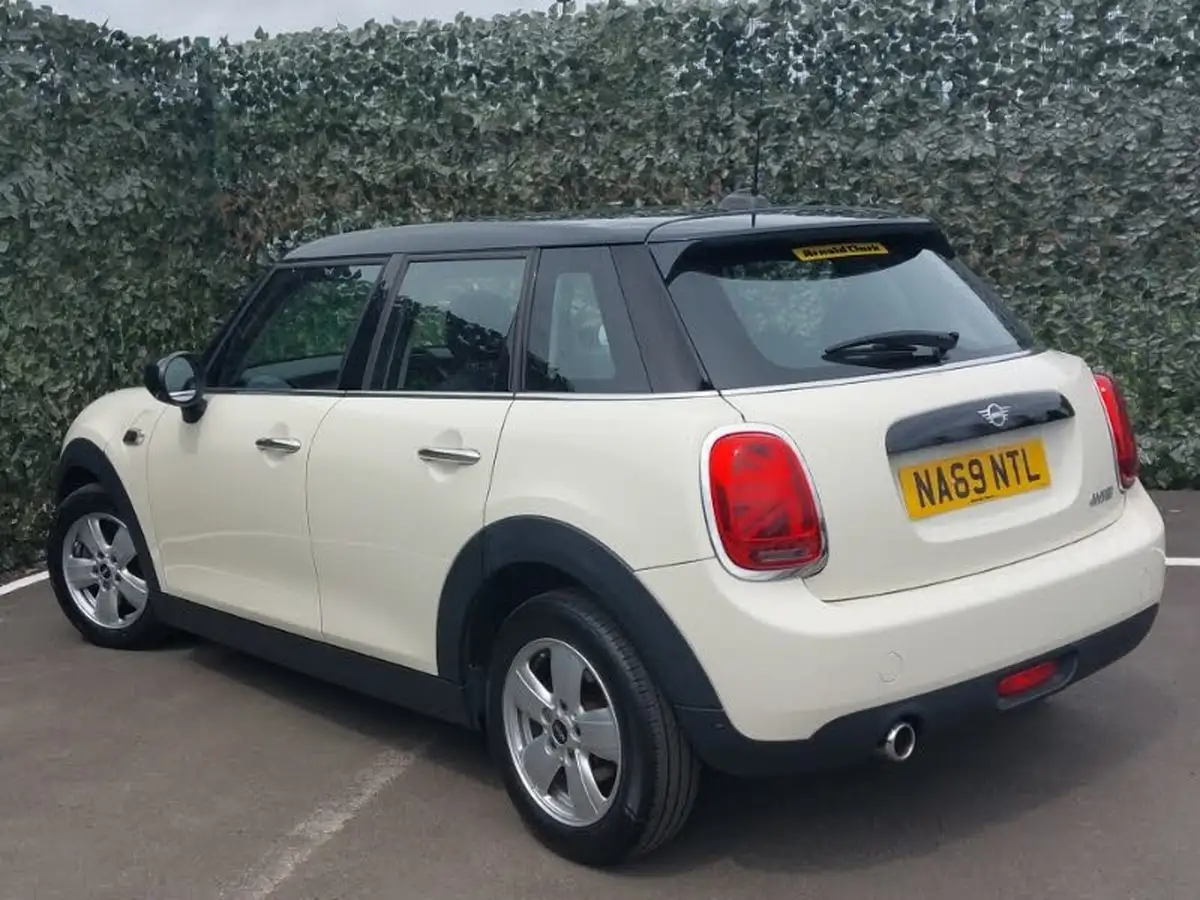 2019-mini-cooper-15-cooper-classic-hatchback-5d-auto-big-1