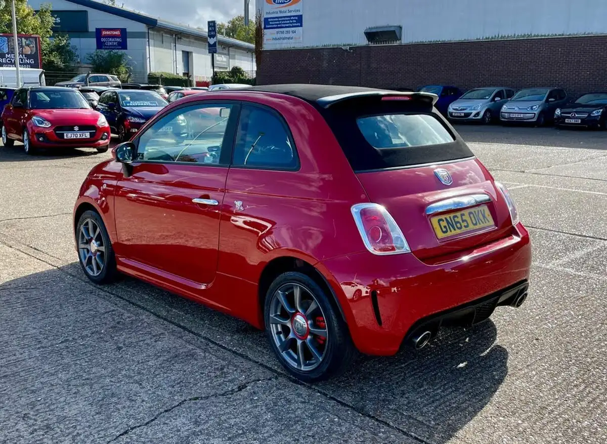 2015-abarth-500c-14-tjet-595c-big-8