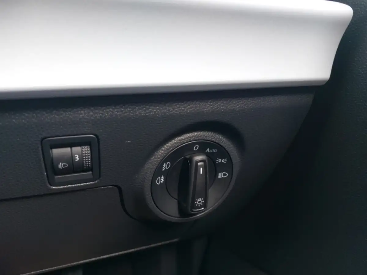 2024-seat-ibiza-10-tsi-se-technology-big-11