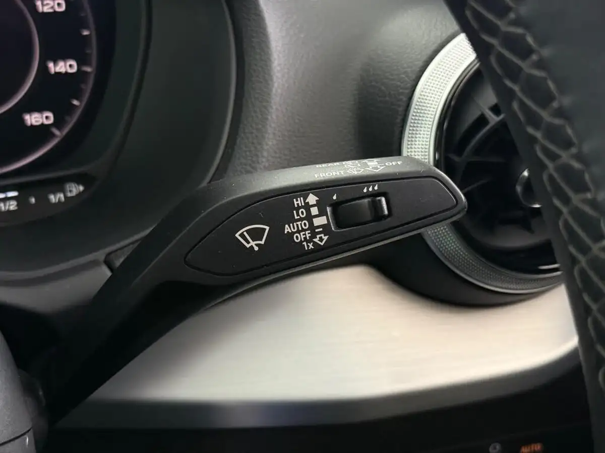 2023-audi-q2-15-35-tfsi-s-line-tronic-big-29