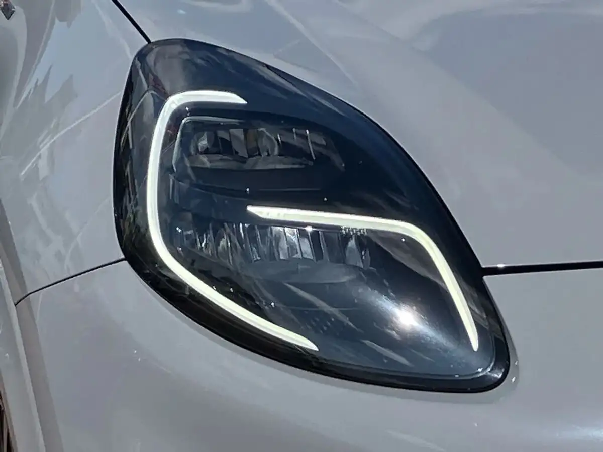 2022-ford-puma-suv-10-st-line-vignale-125ps-big-14
