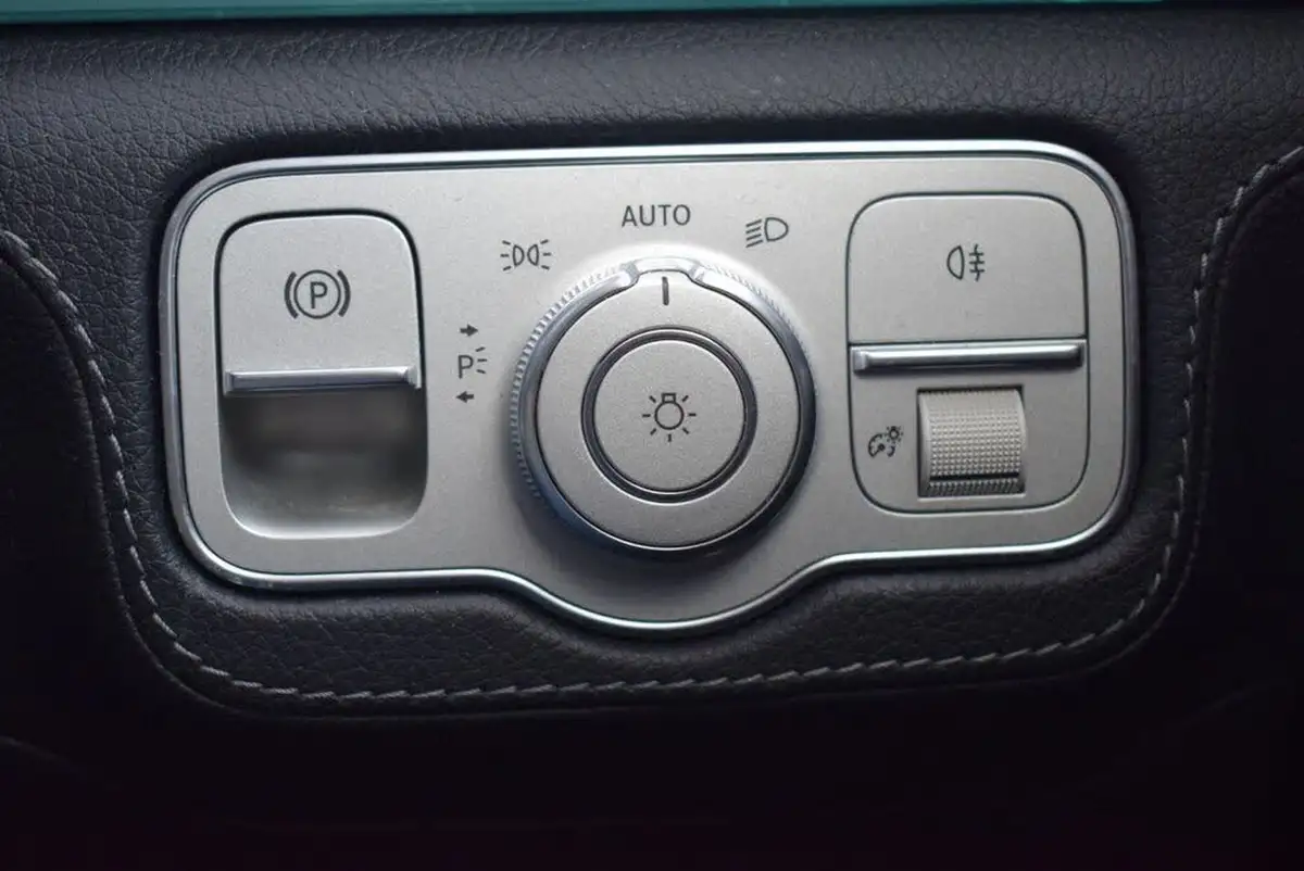 2020-mercedes-benz-gle-class-20d-gle300d-amg-line-premium-plus-7-big-27