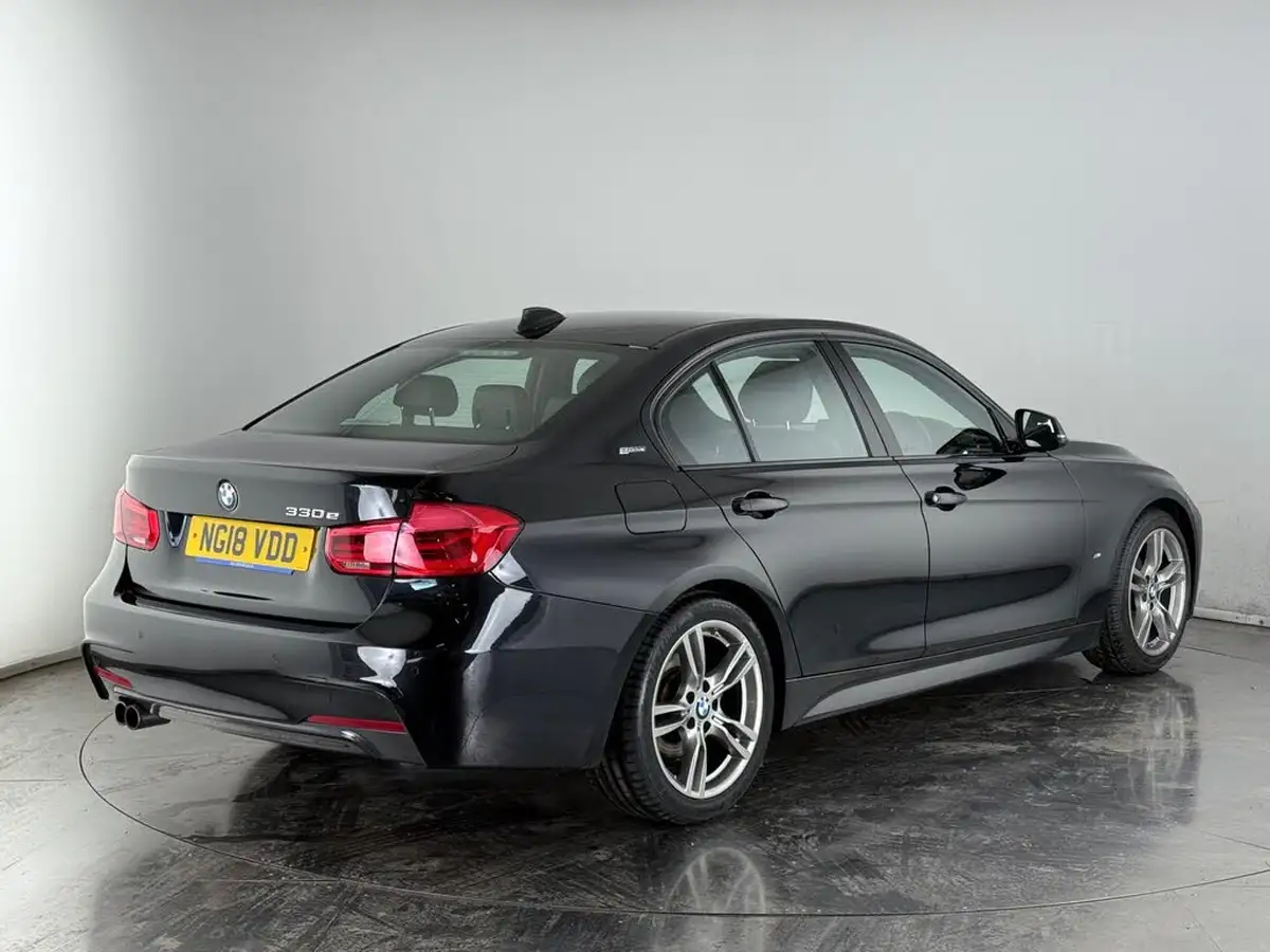 2018-bmw-3-series-20-330e-m-sport-big-4