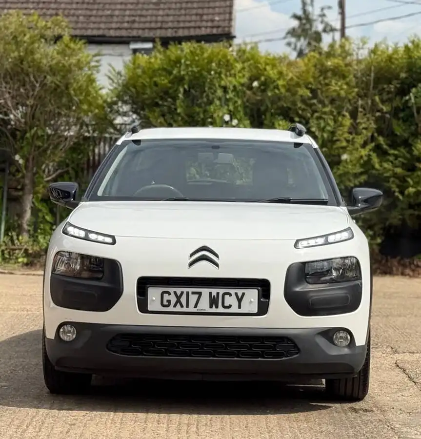 2017-citroen-c4-cactus-12-puretech-feel-82ps-big-2