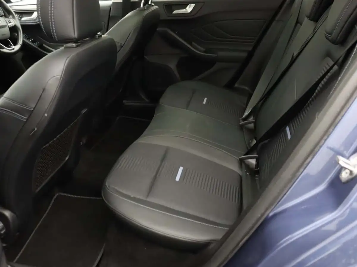 2020-ford-focus-10t-active-x-hatchback-auto-big-14