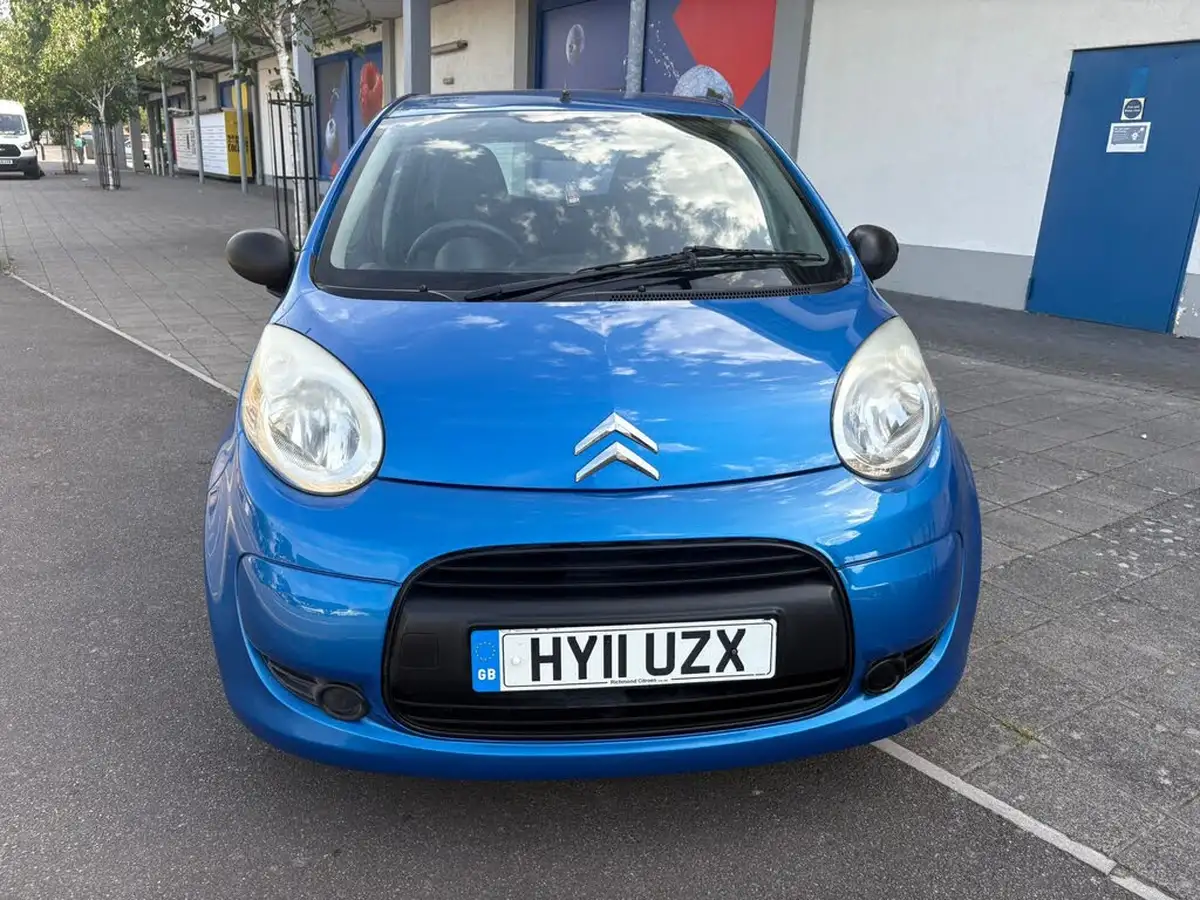 2011-citroen-c1-10-vtr-68-5d-big-1