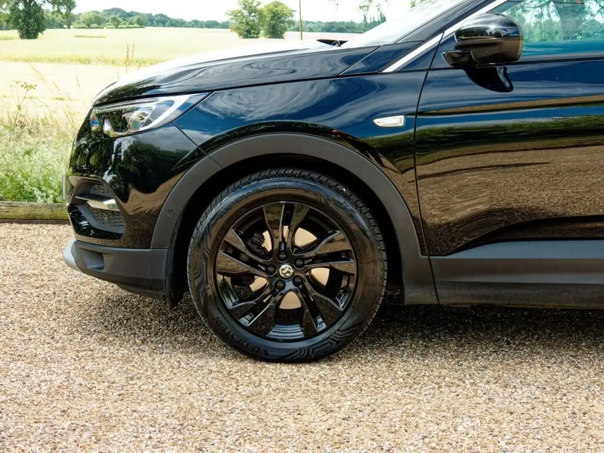 2021-vauxhall-grandland-x-12-sri-nav-auto-big-12
