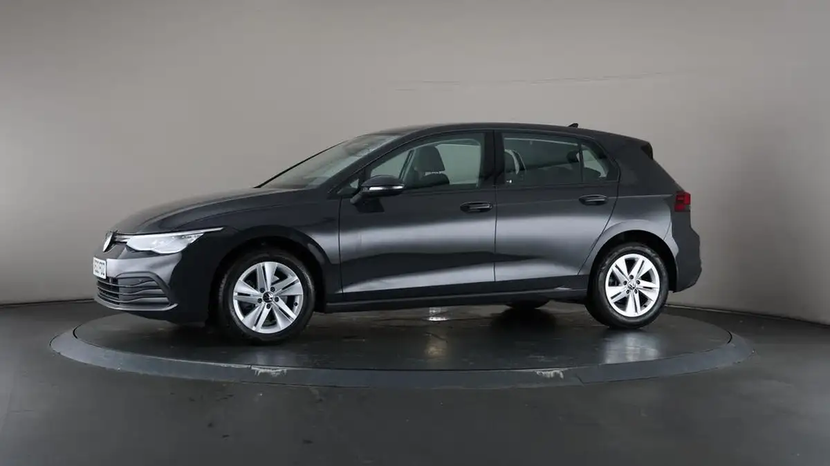 2022-volkswagen-golf-15-tsi-life-150ps-hatchback-big-39