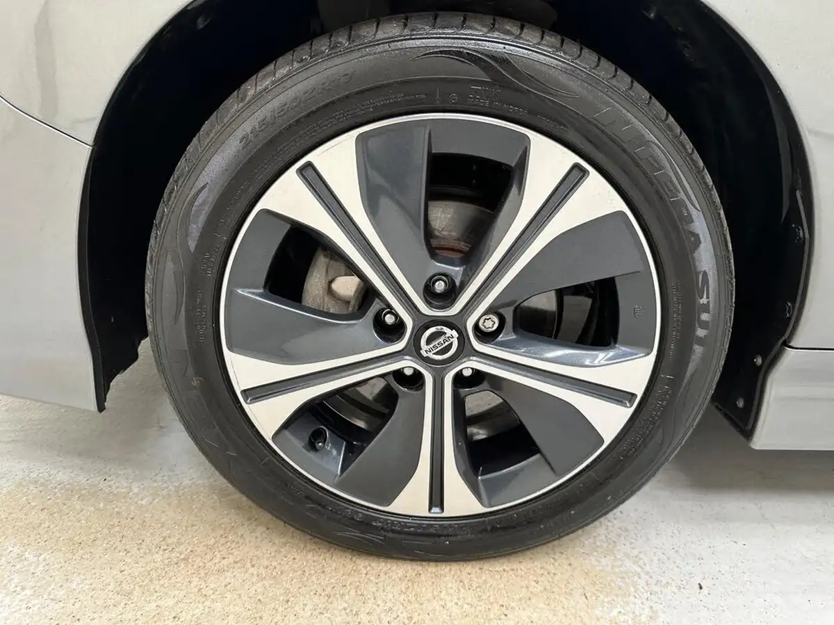2020-nissan-leaf-e-n-connecta-big-31