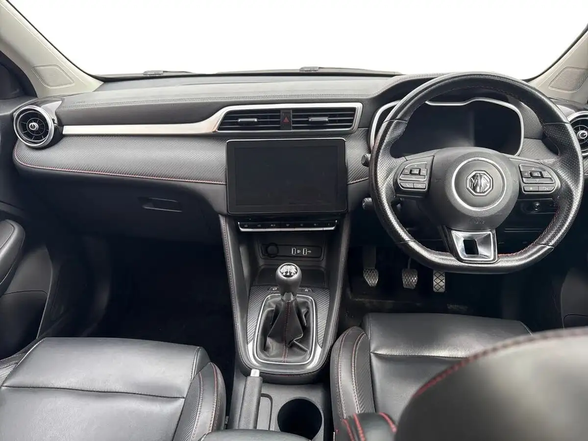 2021-mg-zs-suv-15-vti-tech-exclusive-big-12