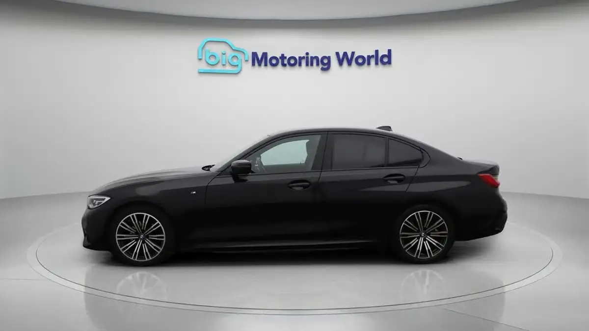 2021-bmw-3-series-20-320i-m-sport-saloon-4d-big-4