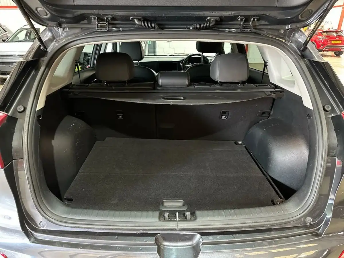 2019-kia-niro-16-gdi-3-156kwh-big-22