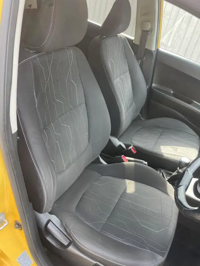 2016-kia-picanto-10-sr7-5d-big-27